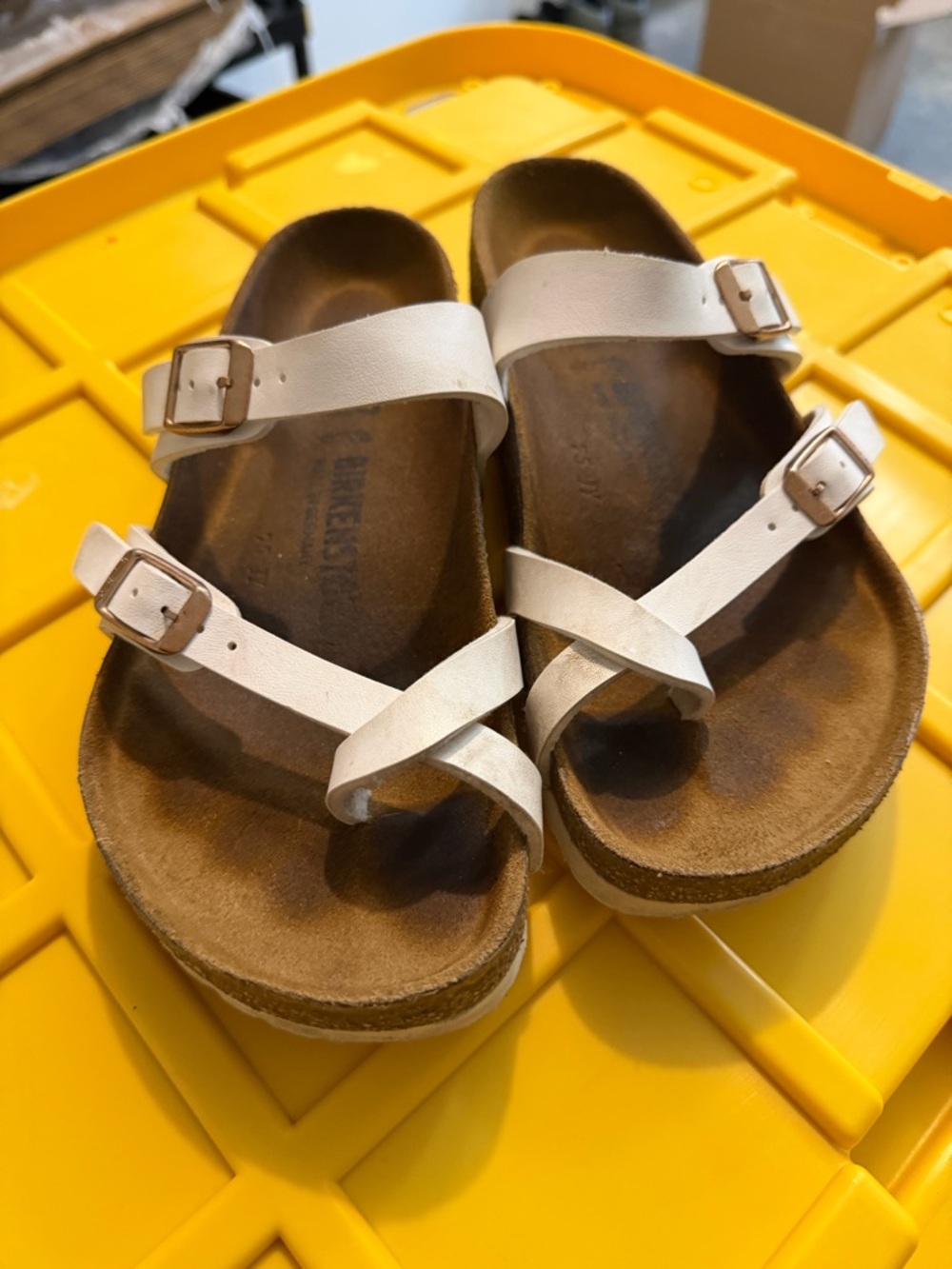 Birkenstock Mayari sandals